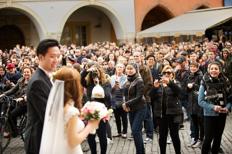 chinese-elopement-wedding-prague-destination-videographer-tracy-stephen-milan-zarecky-forpix4