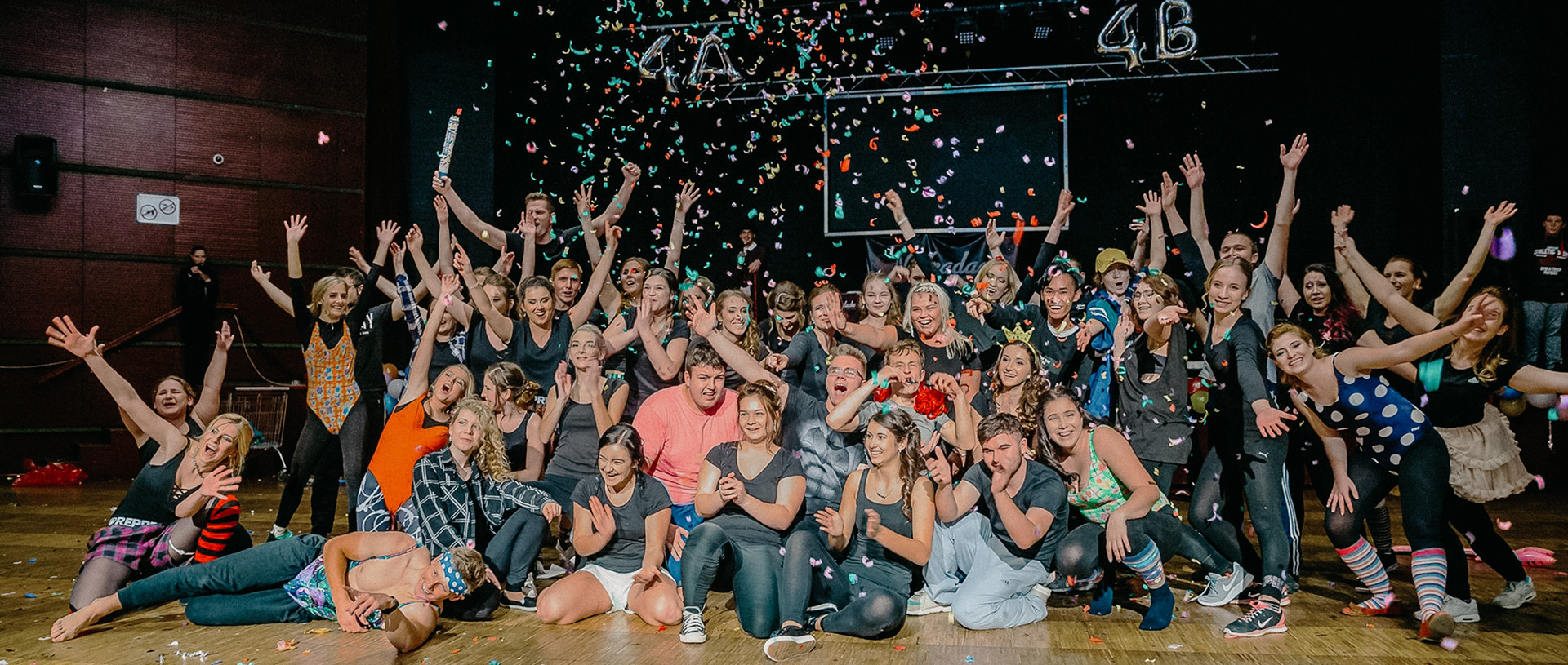 Půlnoční překvapení - Maturitní ples Gymnázia Roudnice nad Labem 4.A + 4.B 2019